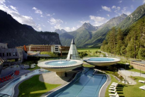 Aqua Dome 4 Sterne Superior Hotel & Tirol Therme Längenfeld